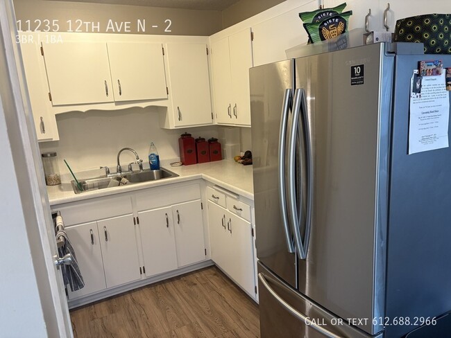 11235 12th Ave N
