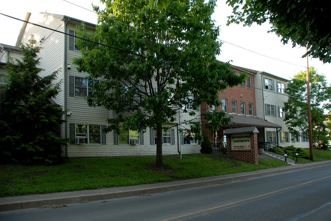 Susquehanna Apartments in Duncannon, PA - Foto de edificio - Building Photo