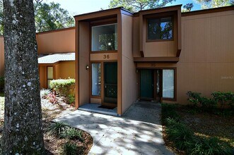 36 Fairways Cir in Palm Coast, FL - Building Photo - Building Photo