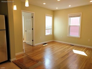19 Brookford St-Unit -# 1 in Cambridge, MA - Building Photo - Building Photo