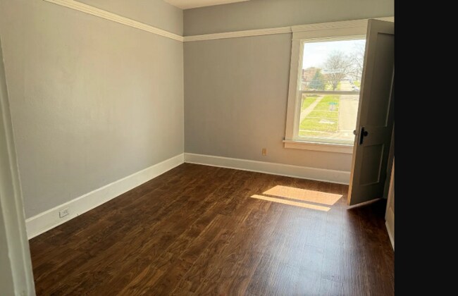 1432 Crosby St in Rockford, IL - Building Photo - Building Photo