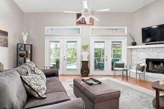 183 Shady Pine Ln in Nokomis, FL - Building Photo - Building Photo