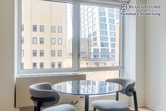 450 W 17th St in New York, NY - Foto de edificio - Building Photo