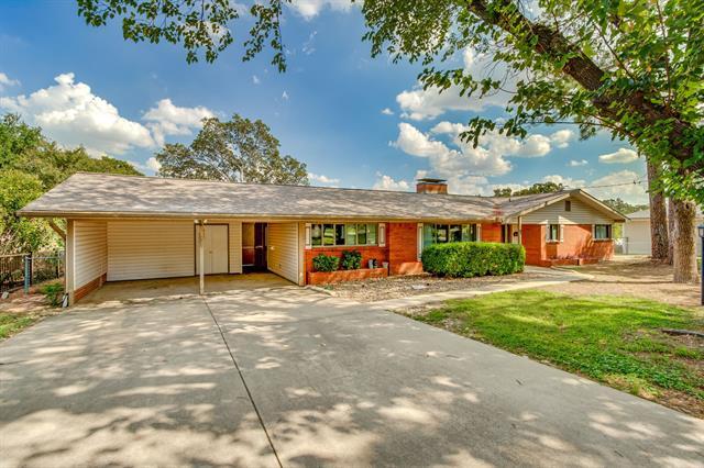 1822 Silverside Dr in Grapevine, TX - Building Photo