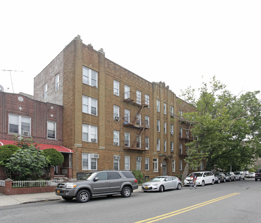 1479 Dahill Rd in Brooklyn, NY - Building Photo