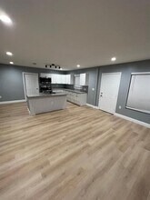 2211 54th Ave Dr W in Bradenton, FL - Building Photo - Building Photo