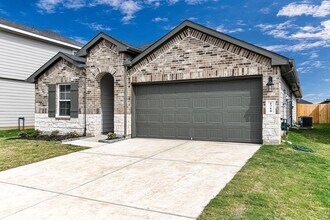 1718 Battisti Dr in Richmond, TX - Building Photo - Building Photo