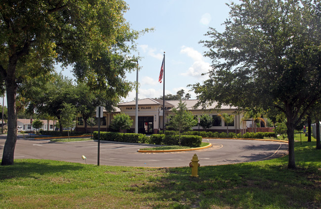 Palm Lake Village in Dunedin, FL - Building Photo - Building Photo