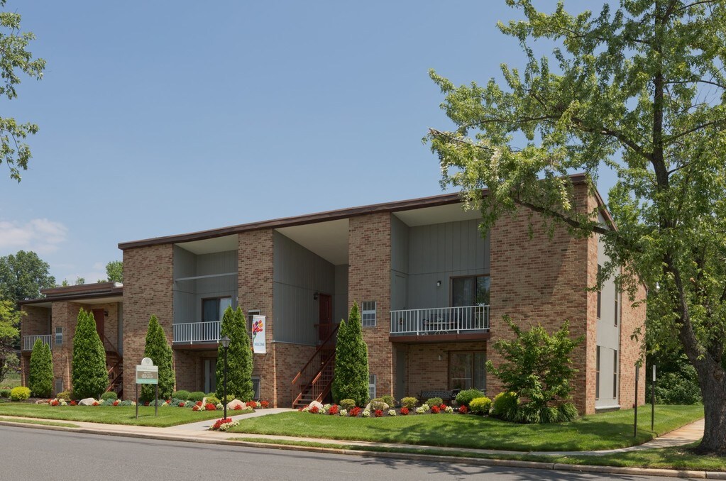 Kingswick Apartments West Deptford, NJ Apartments For Rent