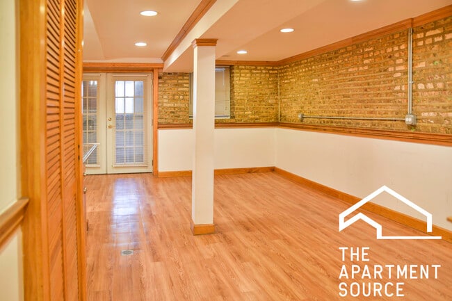 3044 W North Ave, Unit B in Chicago, IL - Building Photo - Building Photo