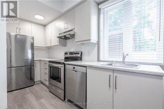 36 Grant Ave in Hamilton, ON - Building Photo - Building Photo