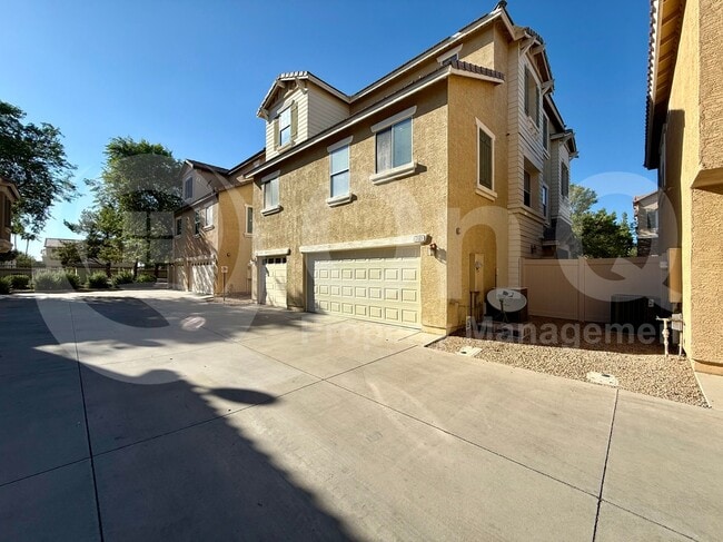 property at 760 N Laguna Dr
