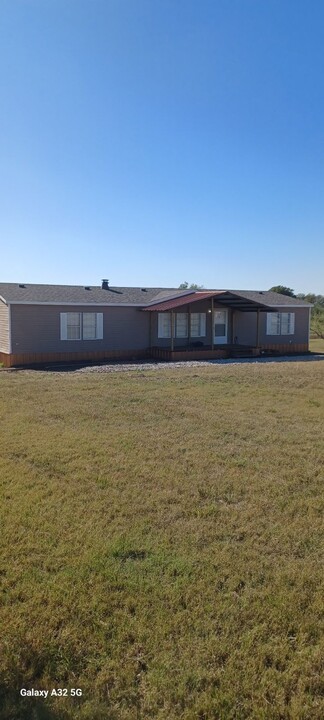 6988 S Fm 148 in Kaufman, TX - Building Photo