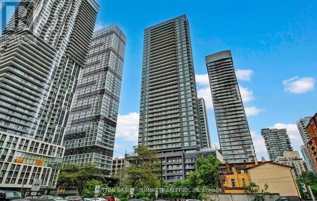 property at 159-2159 Dundas St E