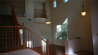 612 Delta Rio St in Las Vegas, NV - Building Photo - Building Photo