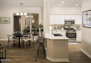 2910 S Greenfield Rd, Unit B3B in Gilbert, AZ - Foto de edificio - Building Photo
