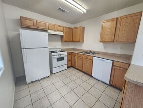 6306 Athol Ave in Twentynine Palms, CA - Building Photo - Building Photo