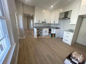 19 Gordon St in Boston, MA - Building Photo