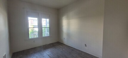 150 Comrie Ave in Braddock, PA - Building Photo - Building Photo