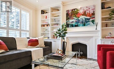 274 Laird Dr in Toronto, ON - Building Photo - Building Photo