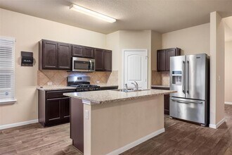 202 Orchard Ln in Kyle, TX - Building Photo - Building Photo