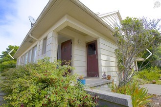 4422 SW Beach Ave in Lincoln City, OR - Building Photo - Other