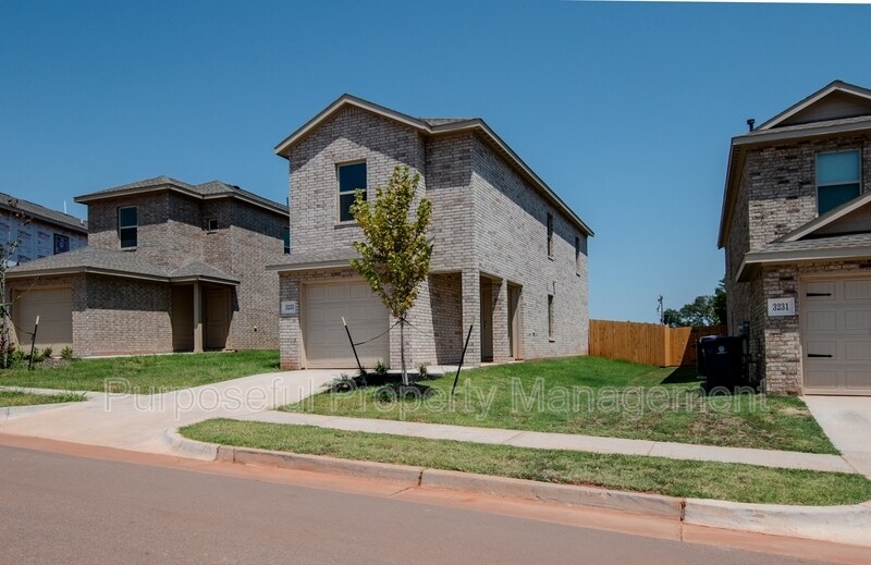 3233 NW 149th St in Oklahoma City, OK - Building Photo