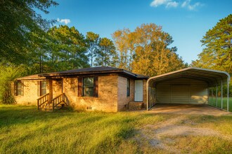23601 State Hwy 64 in Troup, TX - Building Photo - Building Photo