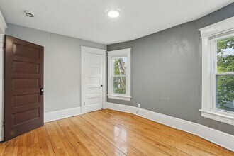 427-429 N Dewey St in St. Paul, MN - Building Photo - Building Photo