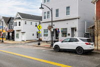 86 Main St in Newmarket, NH - Foto de edificio - Building Photo