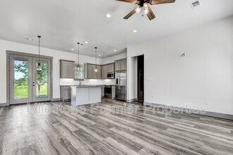 237 Gun Club Rd in Denison, TX - Building Photo - Building Photo