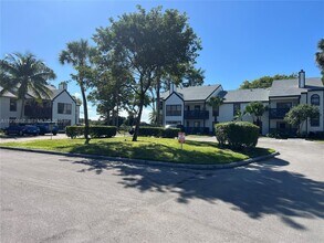 5063 Heatherhill Ln in Boca Raton, FL - Building Photo - Building Photo