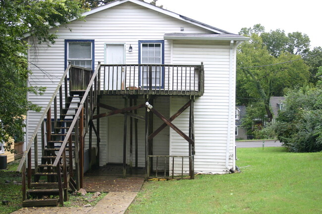 3807 Elkins Alley in Nashville, TN - Foto de edificio - Building Photo