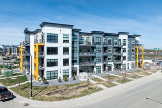 The Circle in Calgary, AB - Building Photo - Building Photo
