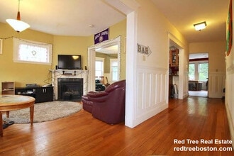 24 Burton St, Unit 1 in Boston, MA - Building Photo - Building Photo