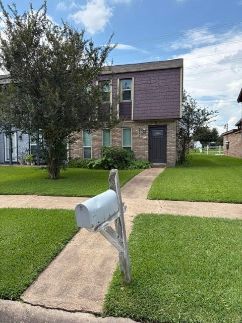 property at 8306 Oakhaven Rd