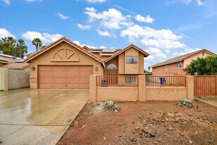 68954 Durango Rd in Cathedral City, CA - Building Photo