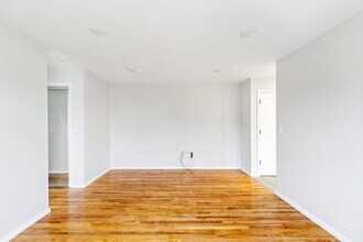 Brighton Estates in Belleville, NJ - Building Photo - Building Photo