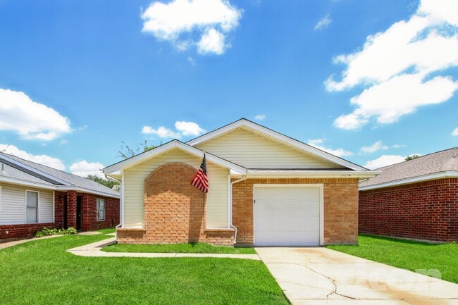 property at 3114 Boynton Dr