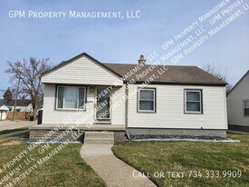 832 Hudson St in Wyandotte, MI - Building Photo
