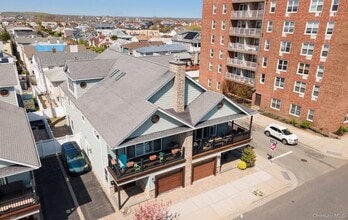 847 E Broadway in Long Beach, NY - Building Photo - Building Photo