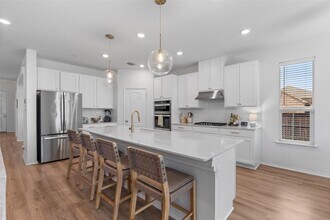 1124 Hemlen Cv in Leander, TX - Building Photo - Building Photo