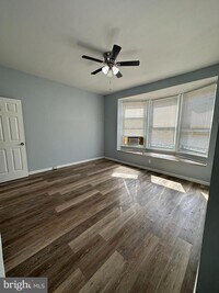 5533 W Girard Ave photo'