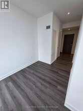 448 Burnhamthorpe Rd W in Mississauga, ON - Building Photo - Building Photo