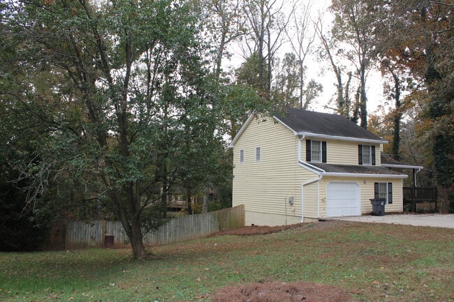 1410 Ashbrook Dr NW in Lawrenceville, GA - Building Photo - Building Photo