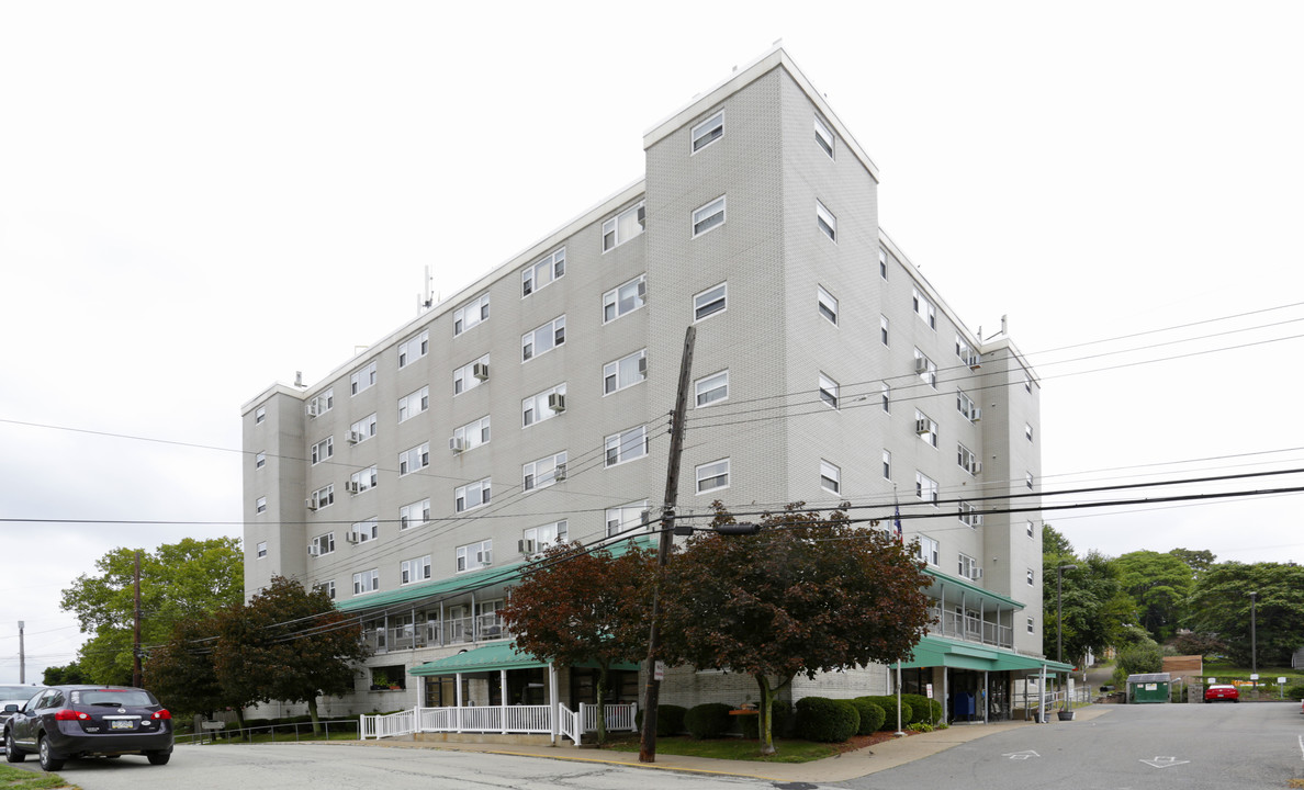 Parkview Towers in Homestead, PA - Building Photo