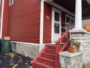 82 Asbury St in Rochester, NY - Building Photo - Building Photo