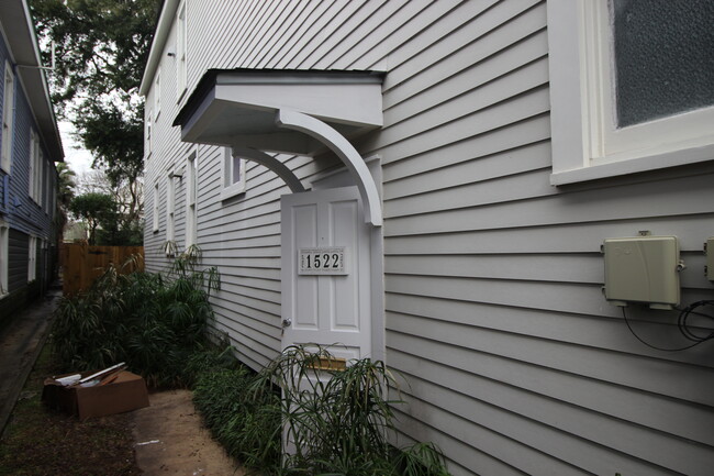 1522 Burdette St, Unit 1522 in New Orleans, LA - Building Photo - Building Photo