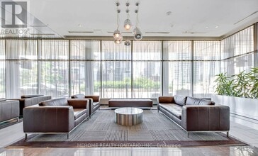 705-4k Spadina Ave. in Toronto, ON - Building Photo - Building Photo