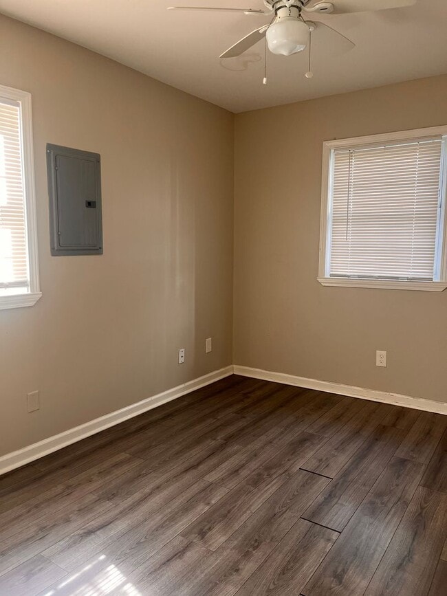 1739 16th Ave N in Nashville, TN - Building Photo - Building Photo